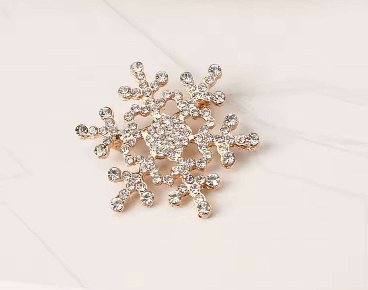 Broches fantaisie élégantes - Strass, cristal ou perles - Ateliersdisa
