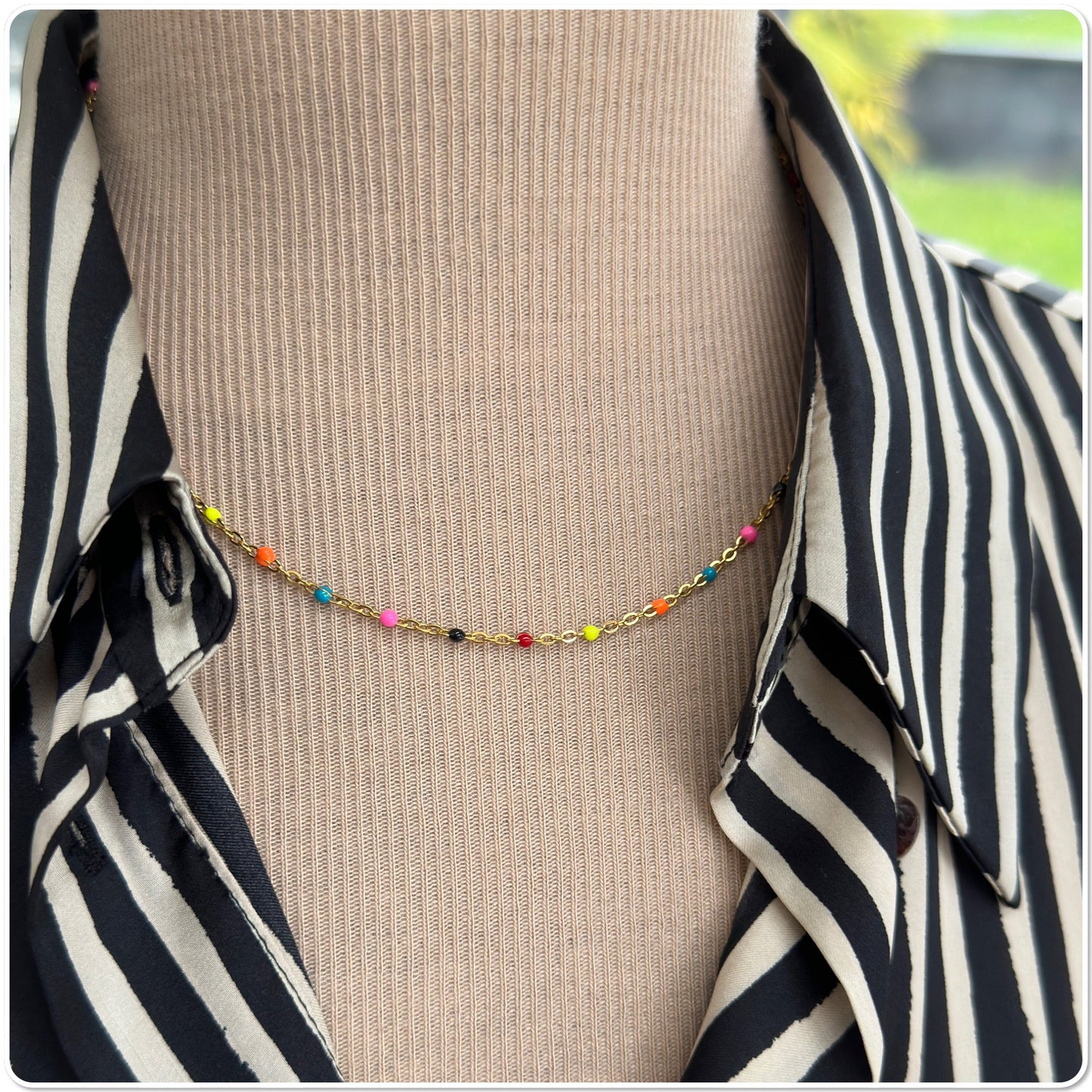 Collier or acier perles resine email - collier perles email resine or - Ateliersdisa