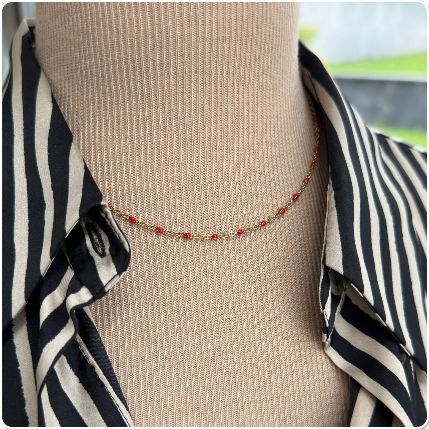 Collier or acier perles resine email - collier perles email resine or - Ateliersdisa