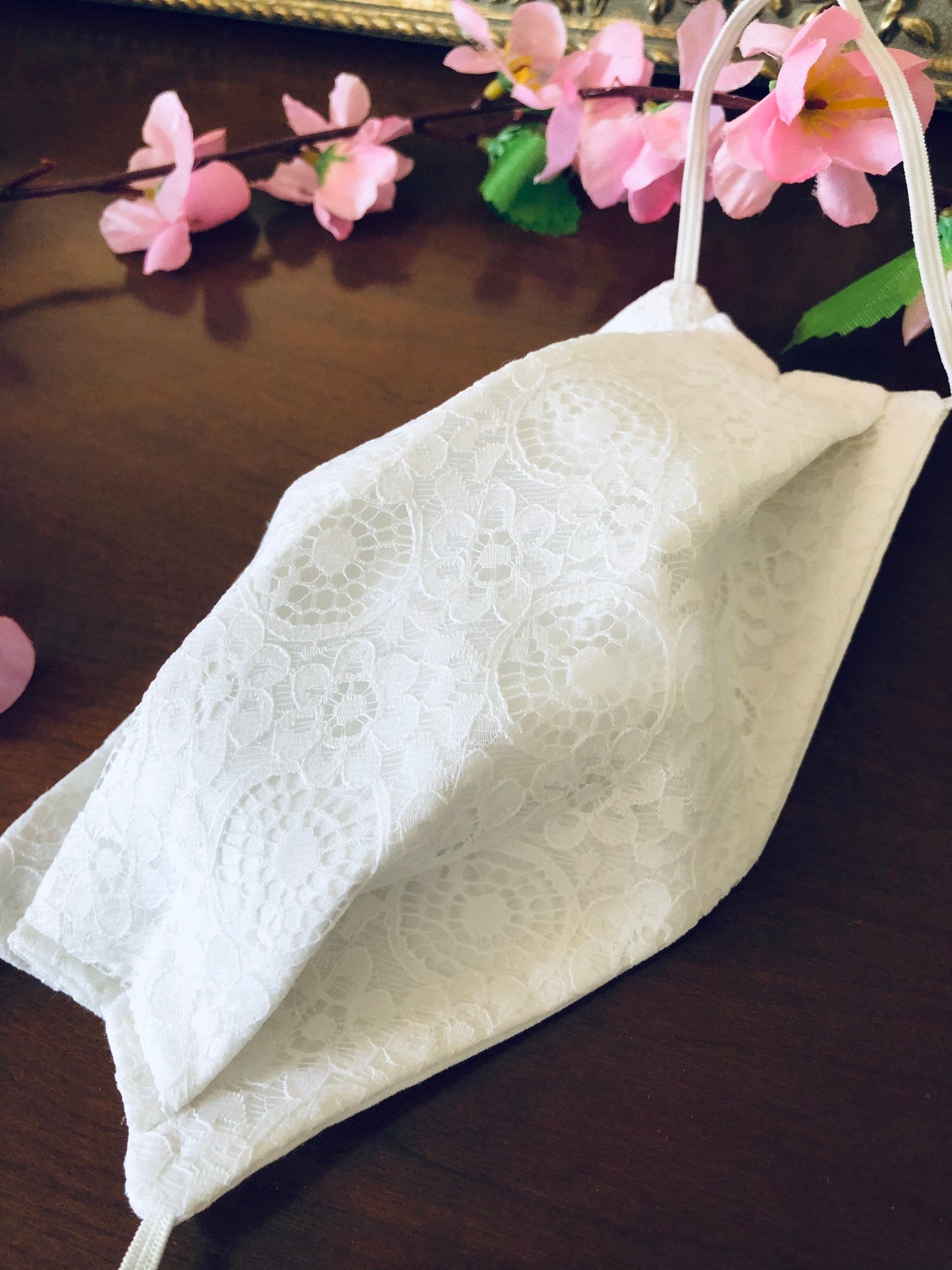 Masque mariée dentelle, masque dentelle ivoire, masque satin dentelle tous les modèles sur ateliersdisa