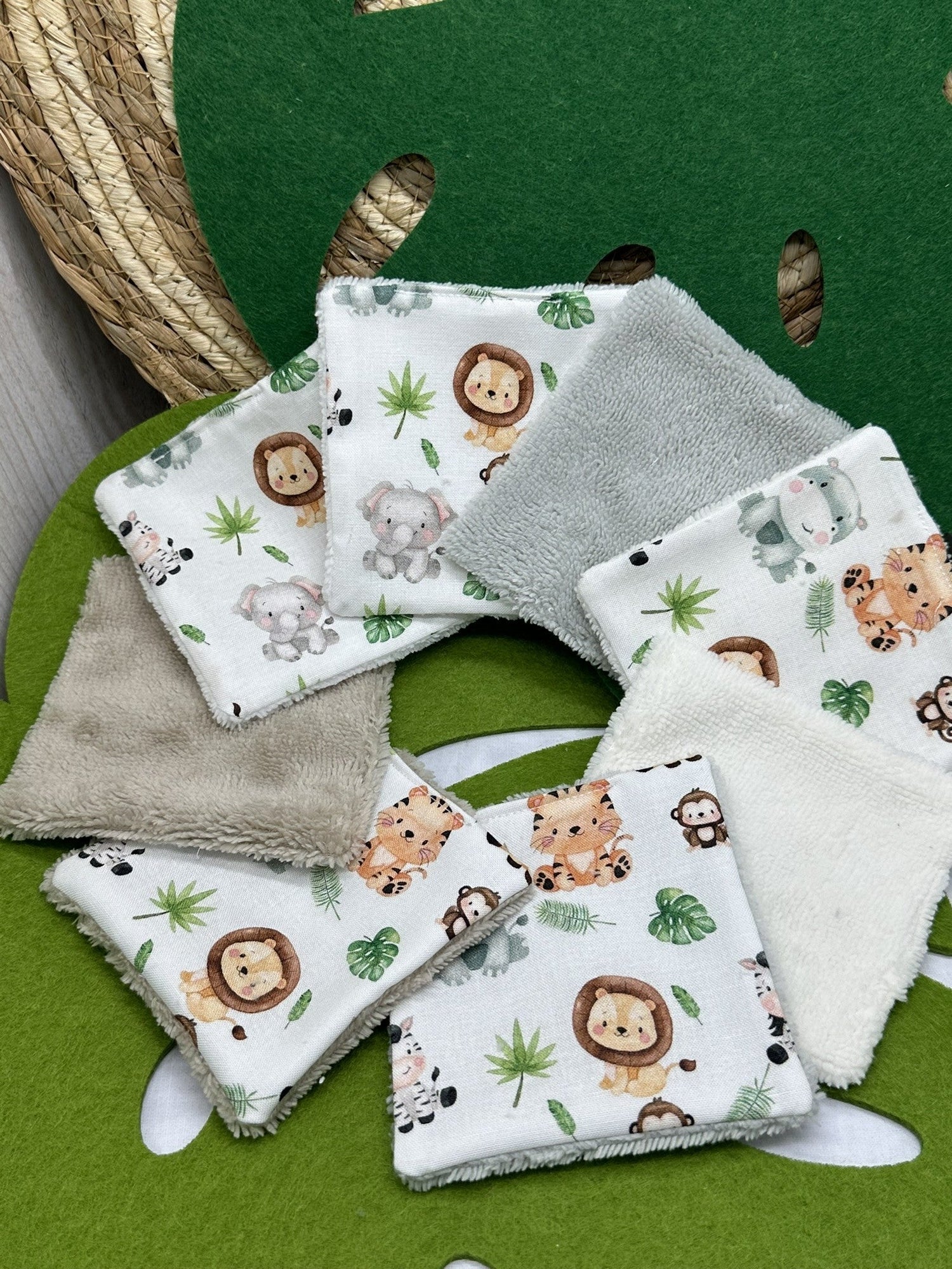 lingettes lavable bébé divers motifs en éponge coton , bambou ou microfibre