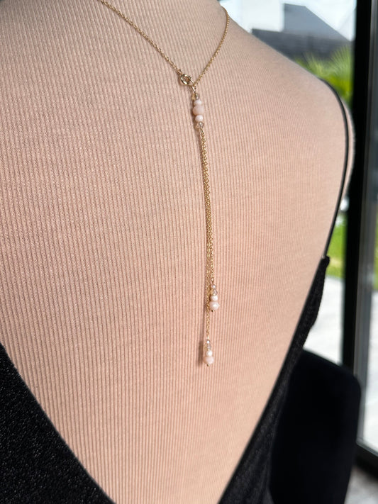 Collier dos perles de rocaille et cristal, en acier ou laiton or, argent ou rosegold collection Ateliersdisa