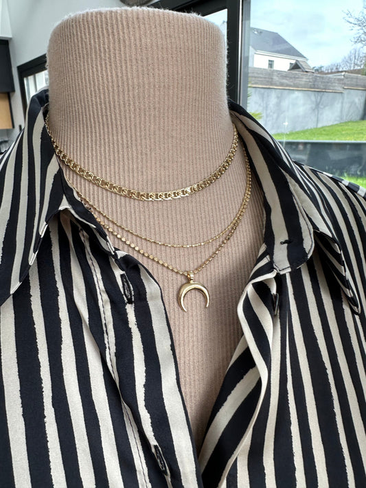 Collier 3 rangs pendentif lune corne en laiton or - Ateliersdisa